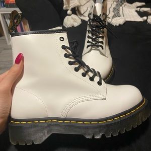 DR. Martens 1460 BEX smooth leather platform boots White 9 womens